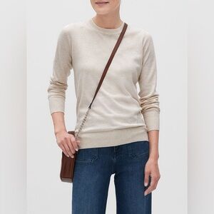 NWOT Banana Republic Forever Crewneck Sweater